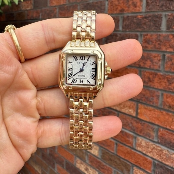 Panthere Classic Rectangle Stainless Steel Gold Watch main image 10